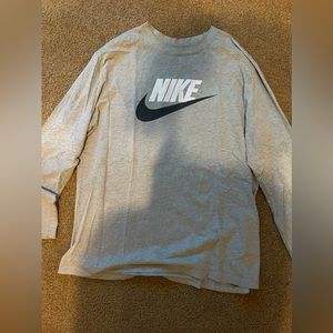 Nike long sleeve T-shirt